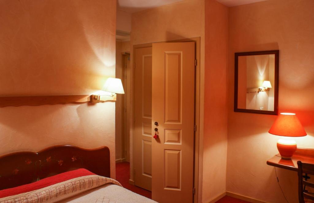 Logis Auberge Saint Simond Aix-les-Bains Camera foto